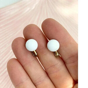 Vintage White Stud Enamel Retro Clip on Gold Toned Retro 80's Minimal Earrings
